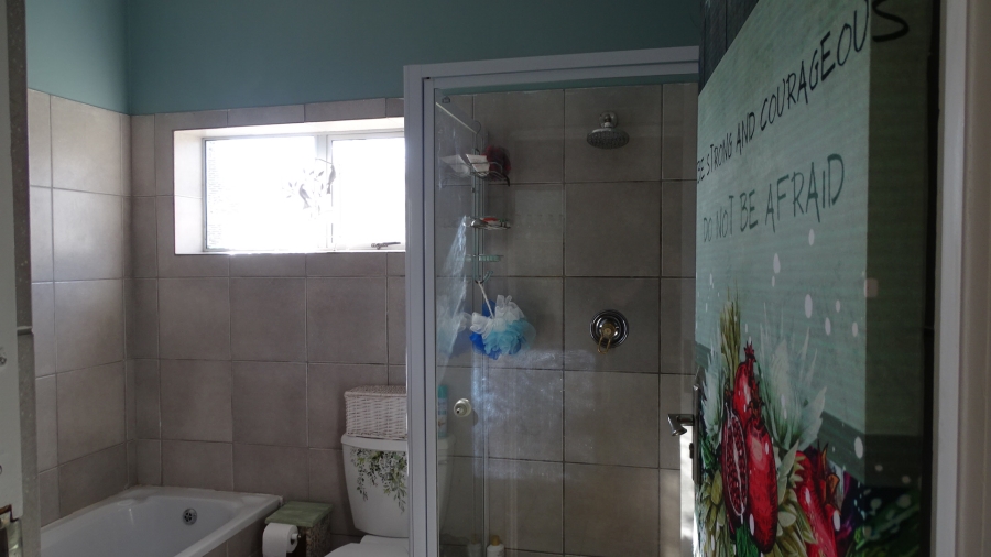 4 Bedroom Property for Sale in Kabeljauws Eastern Cape